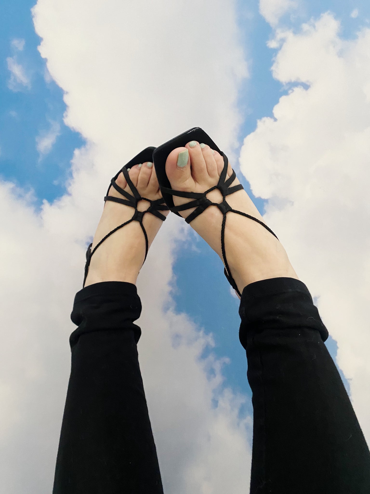TACONES NEGROS PRE-LOVED